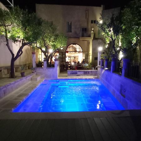 Palazzo Mandurino Luxury Relais Bed and Breakfast Zollino Εξωτερικό φωτογραφία