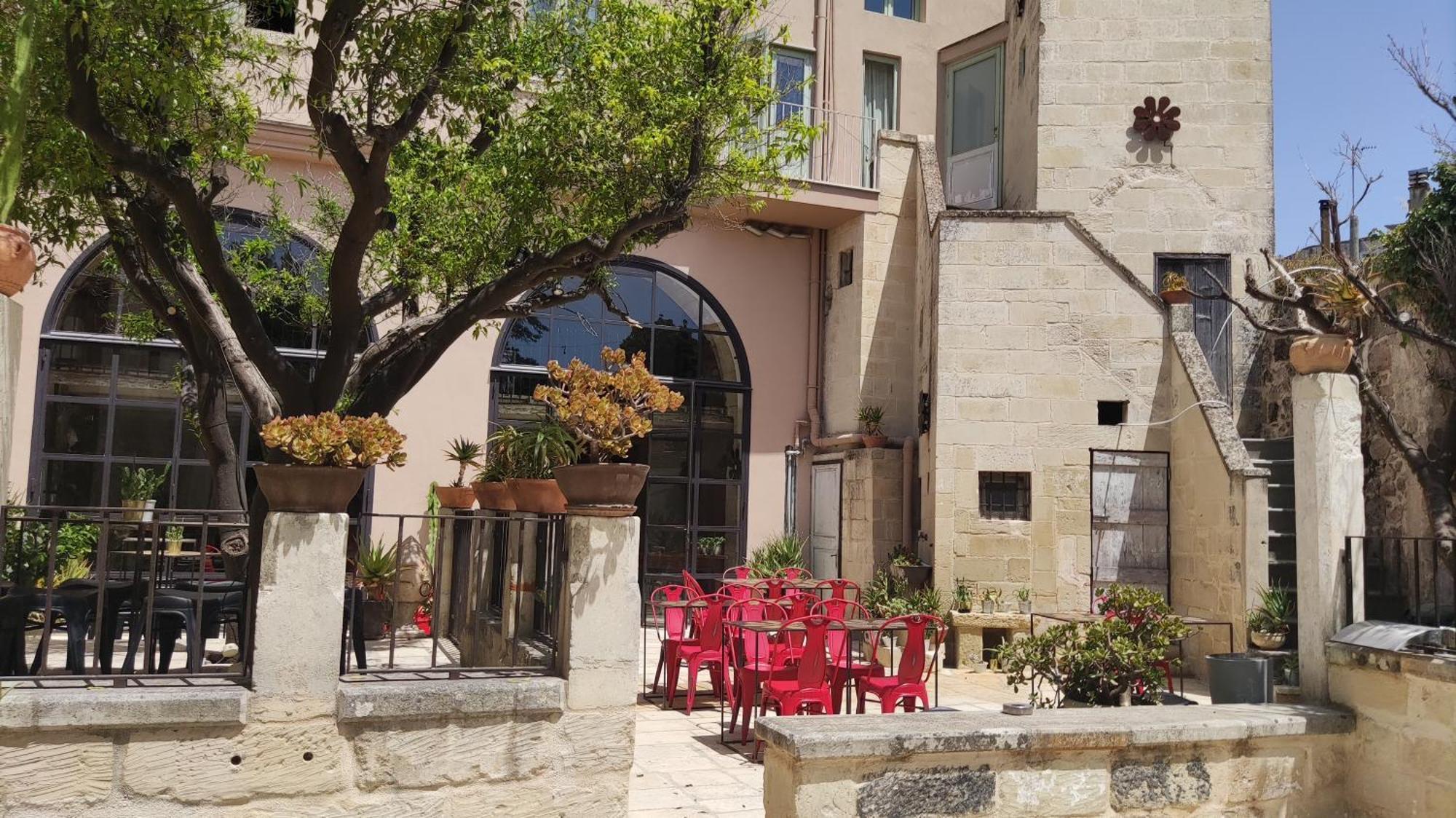 Palazzo Mandurino Luxury Relais Bed and Breakfast Zollino Εξωτερικό φωτογραφία